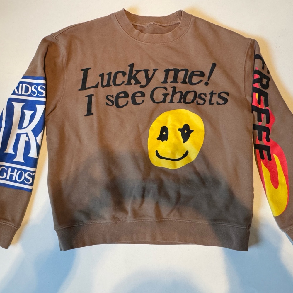 Woman’s Small Graphic Crewneck